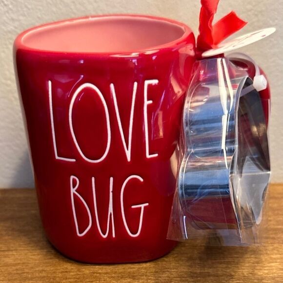 2023 Rae Dunn Love Bug Coffee/Tea Mug with Pink Interior Includes Cookie Cutter - Picture 1 of 4